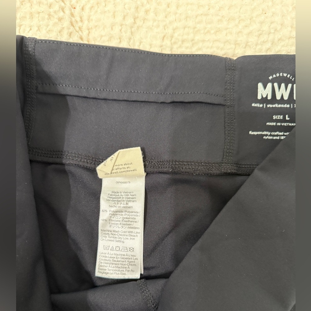 NWOT Madewell MWL High Rise Biker Shorts Large - Picture 4 of 5